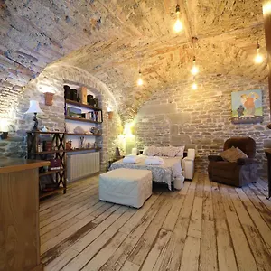 suite-in-grotta-nellalto-mugello-a-marradi.it-tuscanyhotel.com/