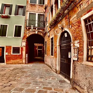 Gasthof The Wolf House, Venedig
